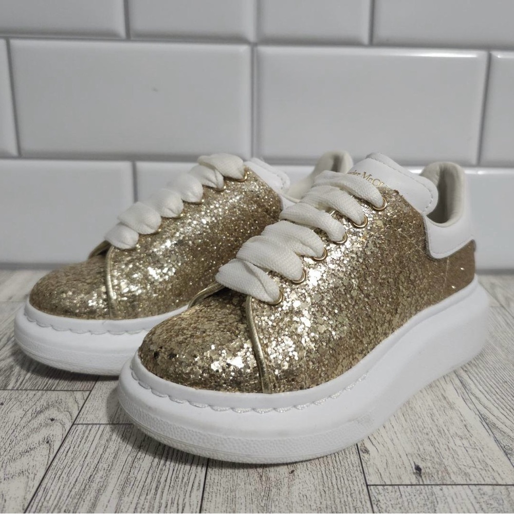 Alexander McQueen Girls Shoes Gold Glitter Size 9.5C/26